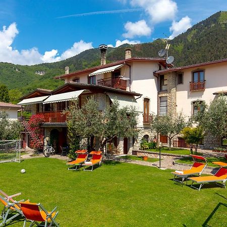 Villa Mariarosa Apartments Tignale Eksteriør billede