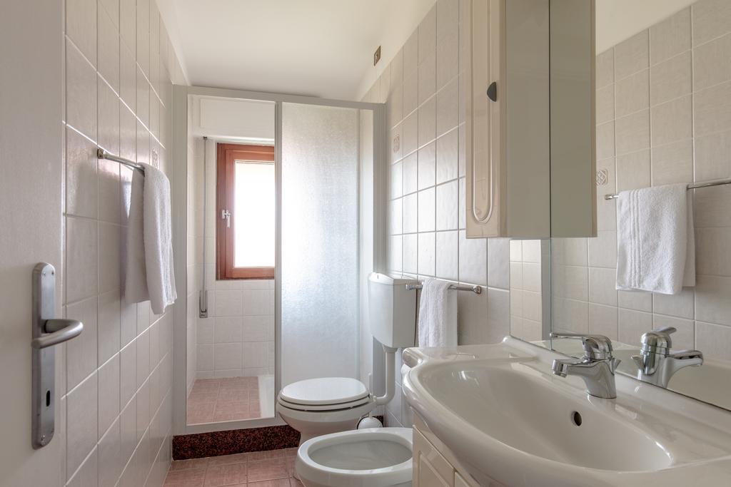 Villa Mariarosa Apartments Tignale Eksteriør billede