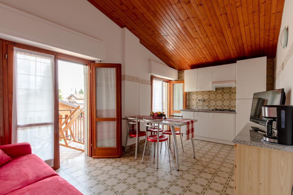 Villa Mariarosa Apartments Tignale Eksteriør billede