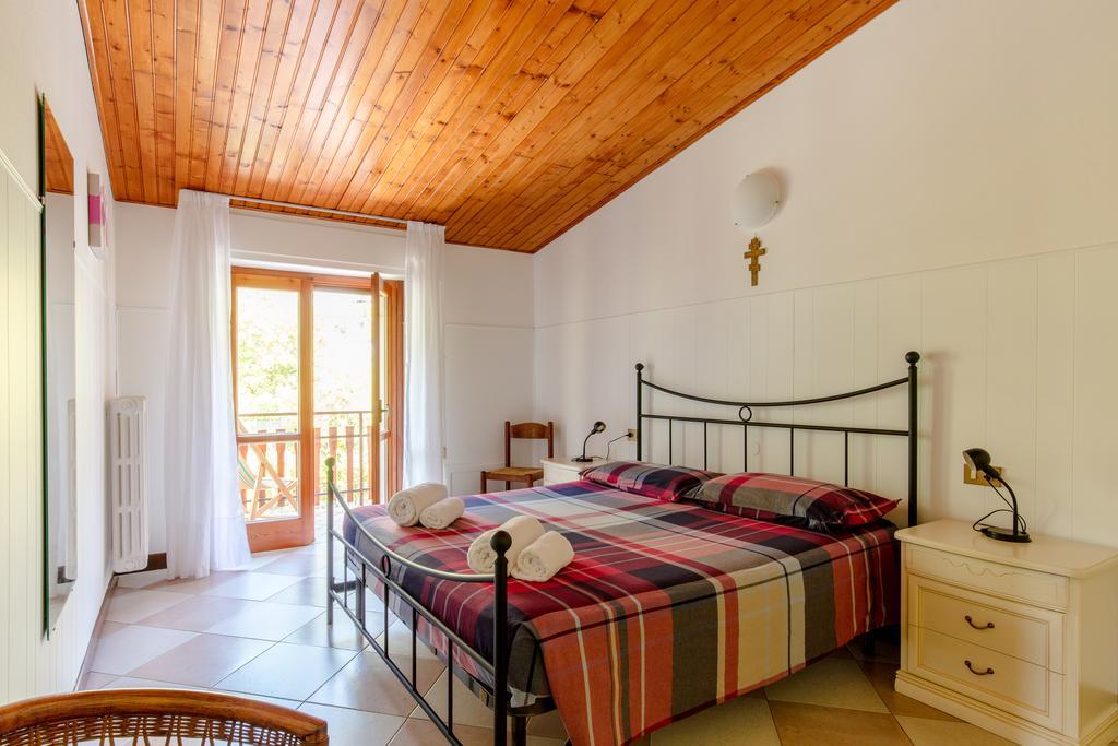Villa Mariarosa Apartments Tignale Eksteriør billede