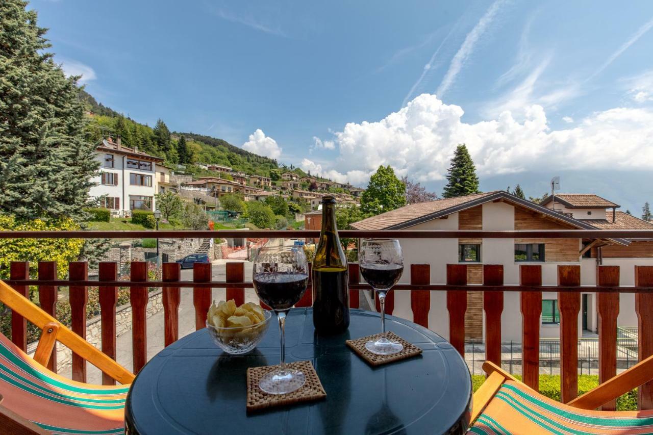 Villa Mariarosa Apartments Tignale Eksteriør billede
