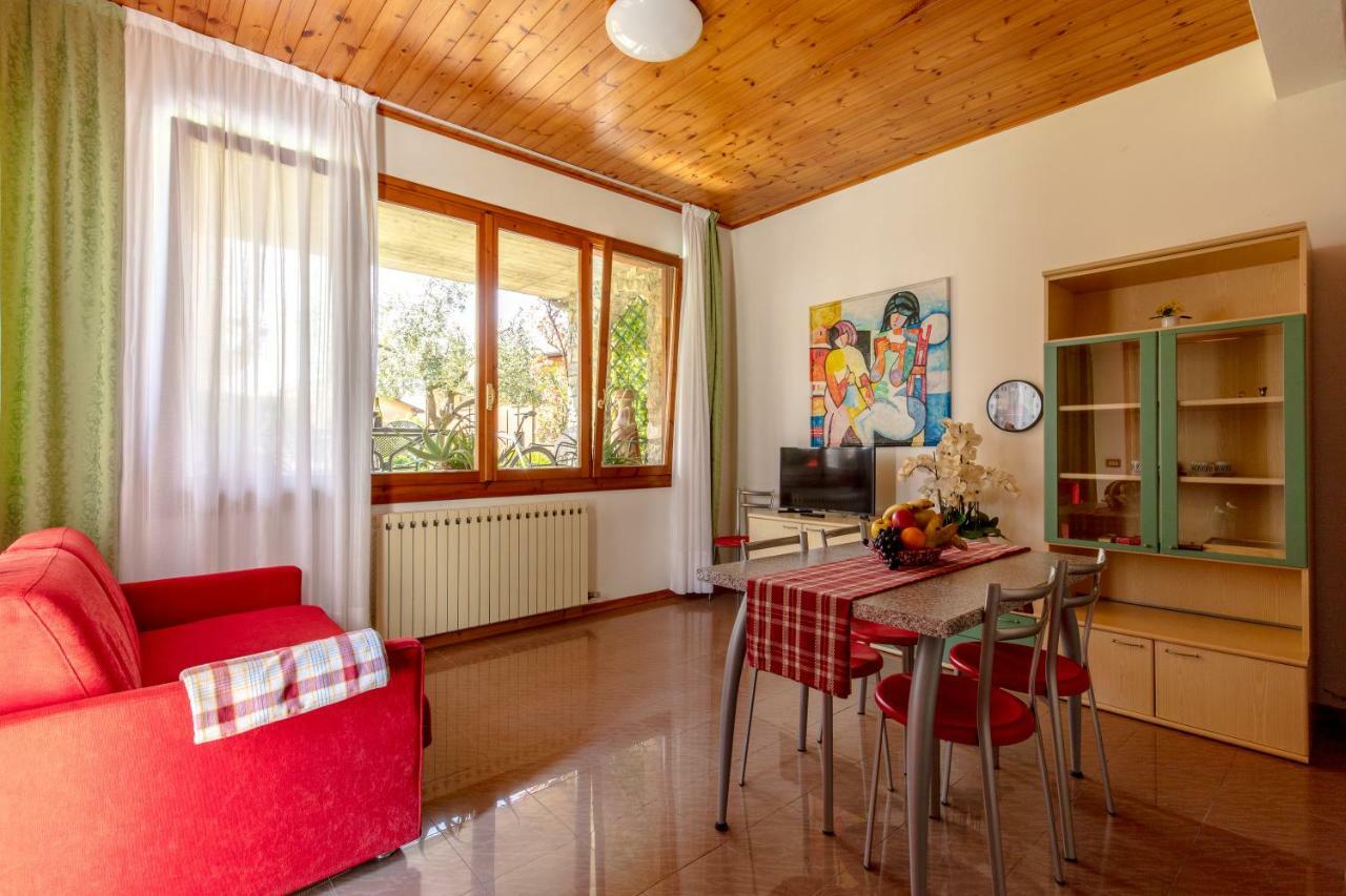 Villa Mariarosa Apartments Tignale Eksteriør billede